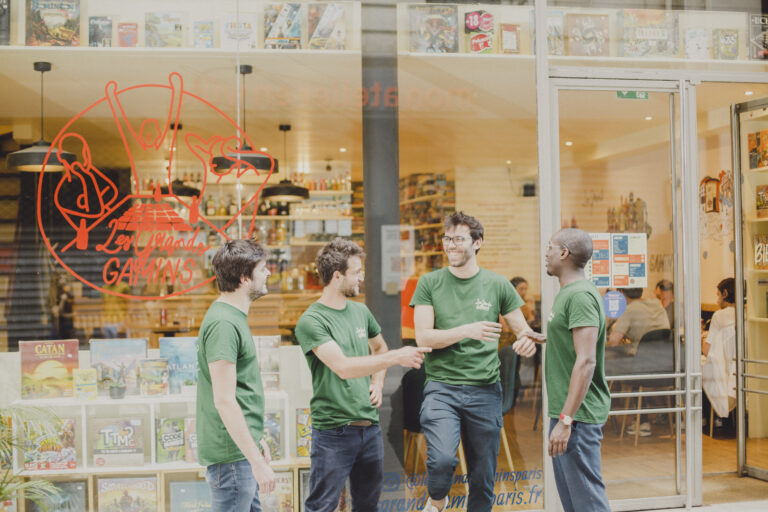 L'équipe du bar à jeux Les Grands Gamins